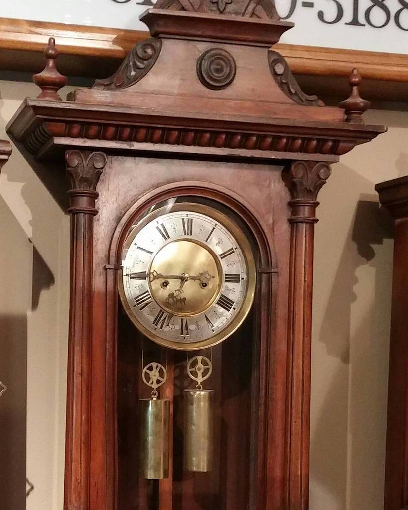 BehindTimeClock's tweet image. A two weight Vienna Regulator made by Jurghens, a German clockmaker who started making clo… ift.tt/2k3Ja28