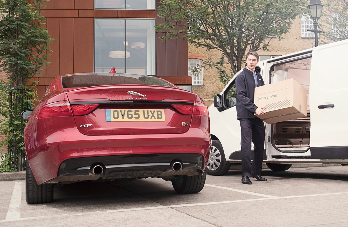miurastudio's tweet photo. Loving @johnlewisretail @Jaguar #trial @deliverytoboot - Excellent idea - Thanks to @fashionandmash @rachel_arthur https://t.co/0V6sfmLOjx