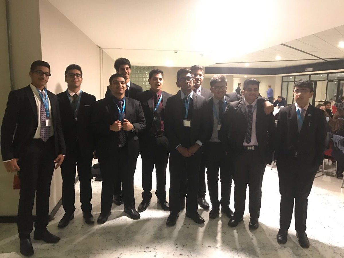 jash_kara's tweet photo. I can't believe it's over #ISTmun17 https://t.co/5LmUjyJm2o