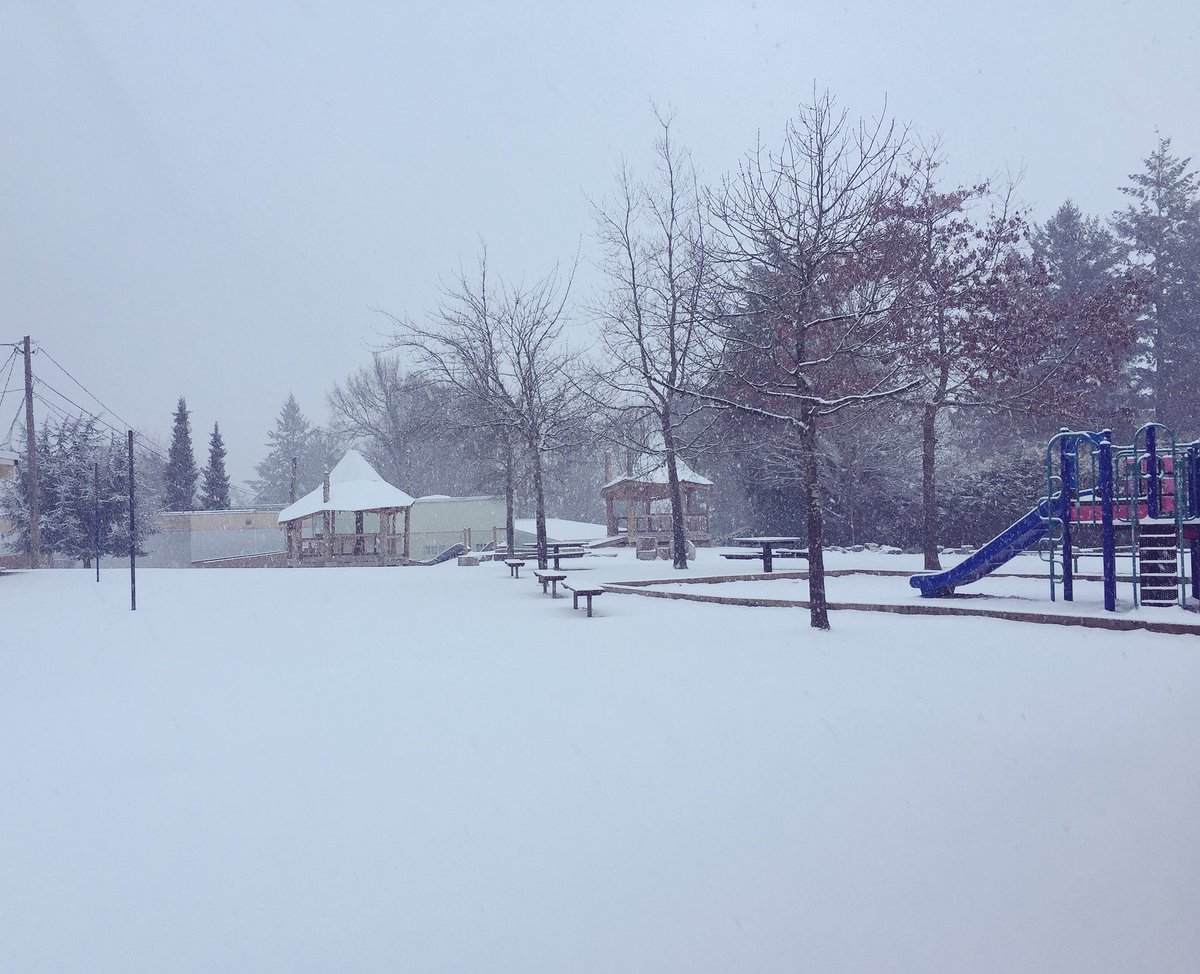 It's a snowy scene out here at Keating. ❄ Be safe on the roads, everyone! #sd63 ❄