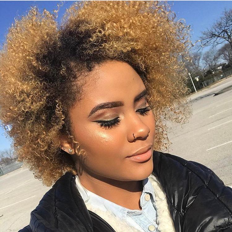 getcreme's tweet photo. MAKEUP INSPO: this highlight glow on @curlsfothegirls  though...😍☀️✨ https://t.co/yHkP9LFnhv https://t.co/NFLQXy4ed7