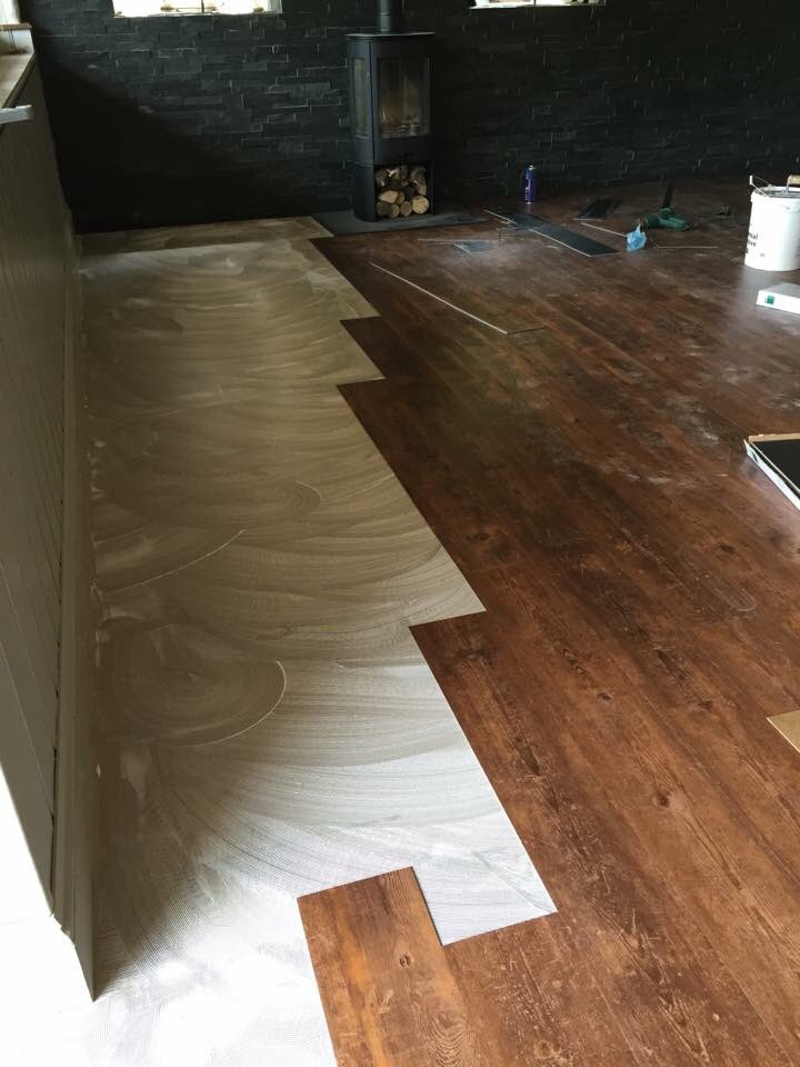floor_show's tweet photo. Job we installed a while back for @Polgooth_inn using @FBallUK @KarndeanFloors go grab yourself a bite to eat and drink and check it out https://t.co/HtIxmp1gHw