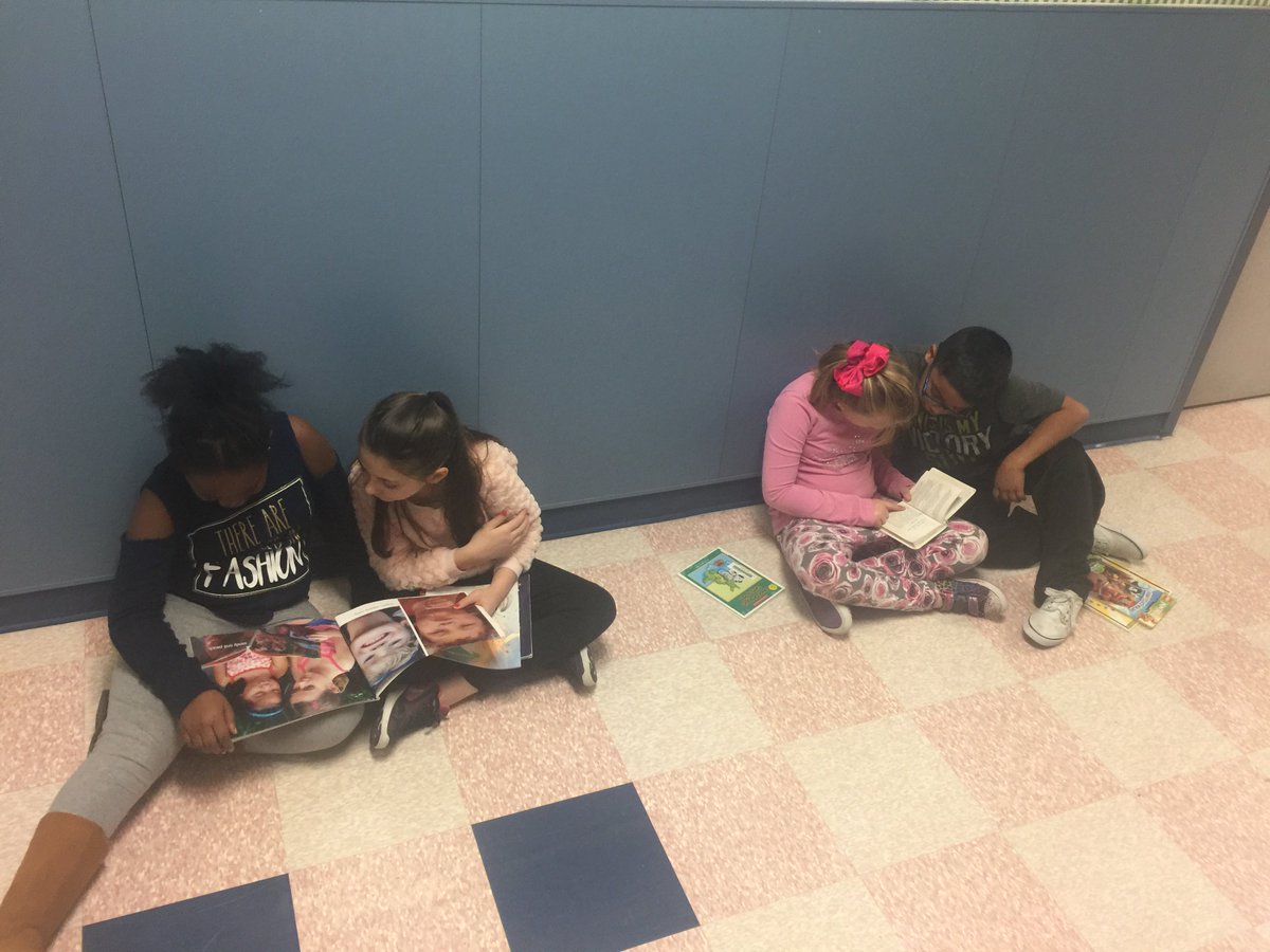 MsTrejo2's tweet photo. We love Friday buddy reading with our 1st grade buddies!! @misskowald https://t.co/ZpajcA7V1R