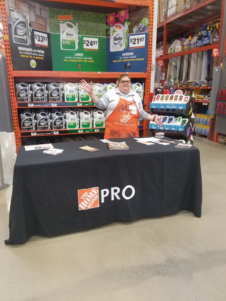 HoneyHardware's tweet photo. Leads leads leads!! Aleta is driving services!!! 3606rocks!!!! https://t.co/uHRnsMSj1x