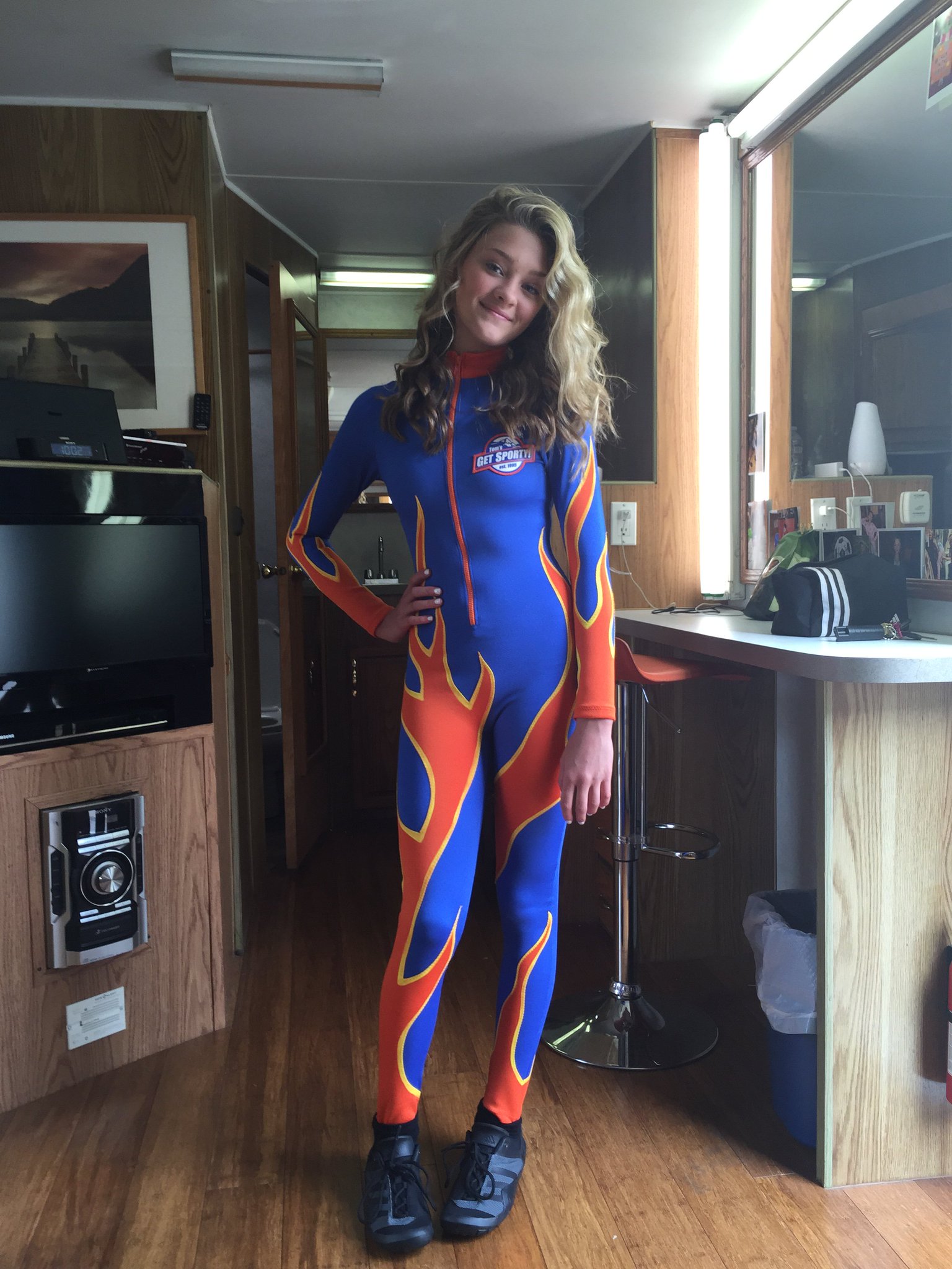 Lizzy Greene on Twitter: "In tomorrow night's episode of #NRDD, the
