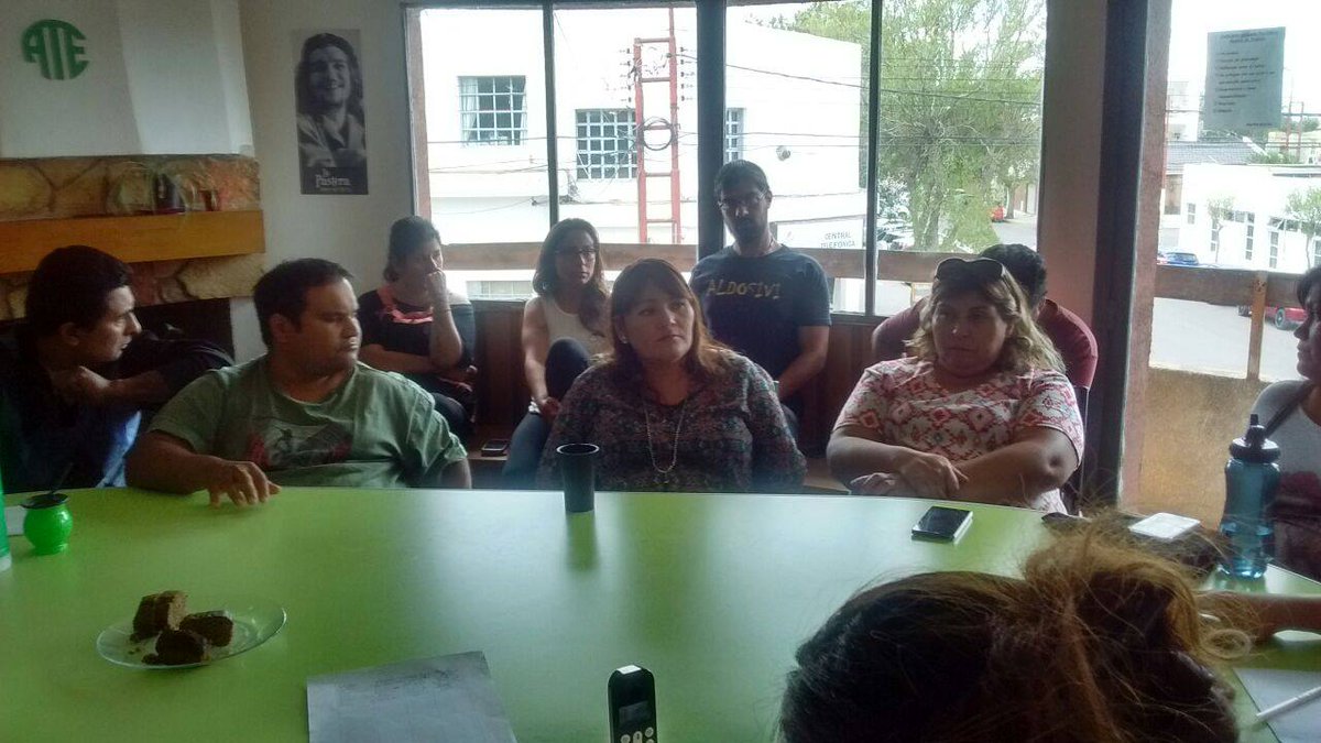 ate_caleta's tweet photo. #Ahora Plenario de delegados de ATE 
#ATEConTodos https://t.co/l8uGAwdiCv