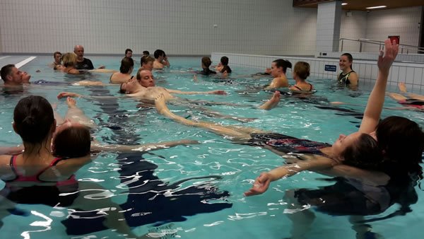 Weer veel praktijk in het water in Zwolle #NPi #Hydrotherapie