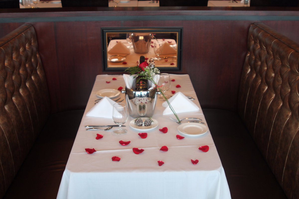 11 Days to Valentines day! Do you have reservations anywhere yet? Give us a call and ask about the preset tables.