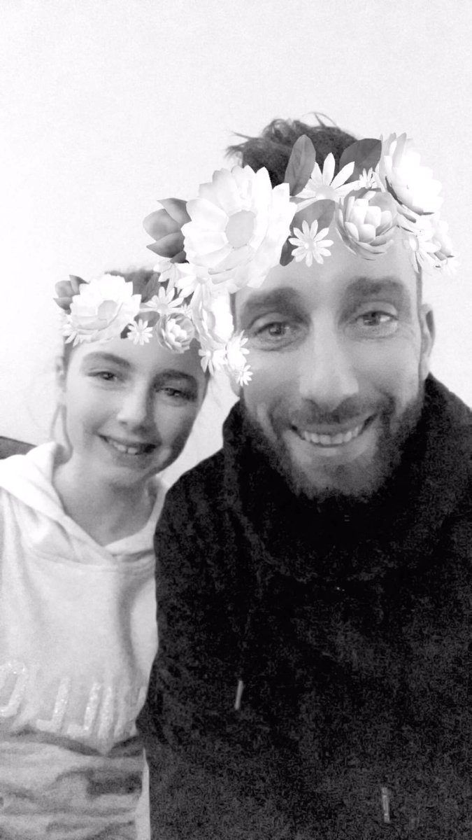 schumilaferrari's tweet photo. Et voilà enfin le week-end avec mon bb c'est parti pour un week-end de folie #quandtaattendu15jours #cbcbb #onlachepas #telperetellefille https://t.co/JjXMUAkr92