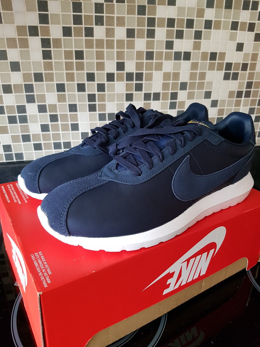 kgstrainers's tweet photo. NEW IN STOCK TODAY...... #presto #roshe #winflo #thea #Nike #trainers #sneakers #trainerporn #kgstrainers #ebay #bargain #fresh #shoes https://t.co/xLFZEC0HHw