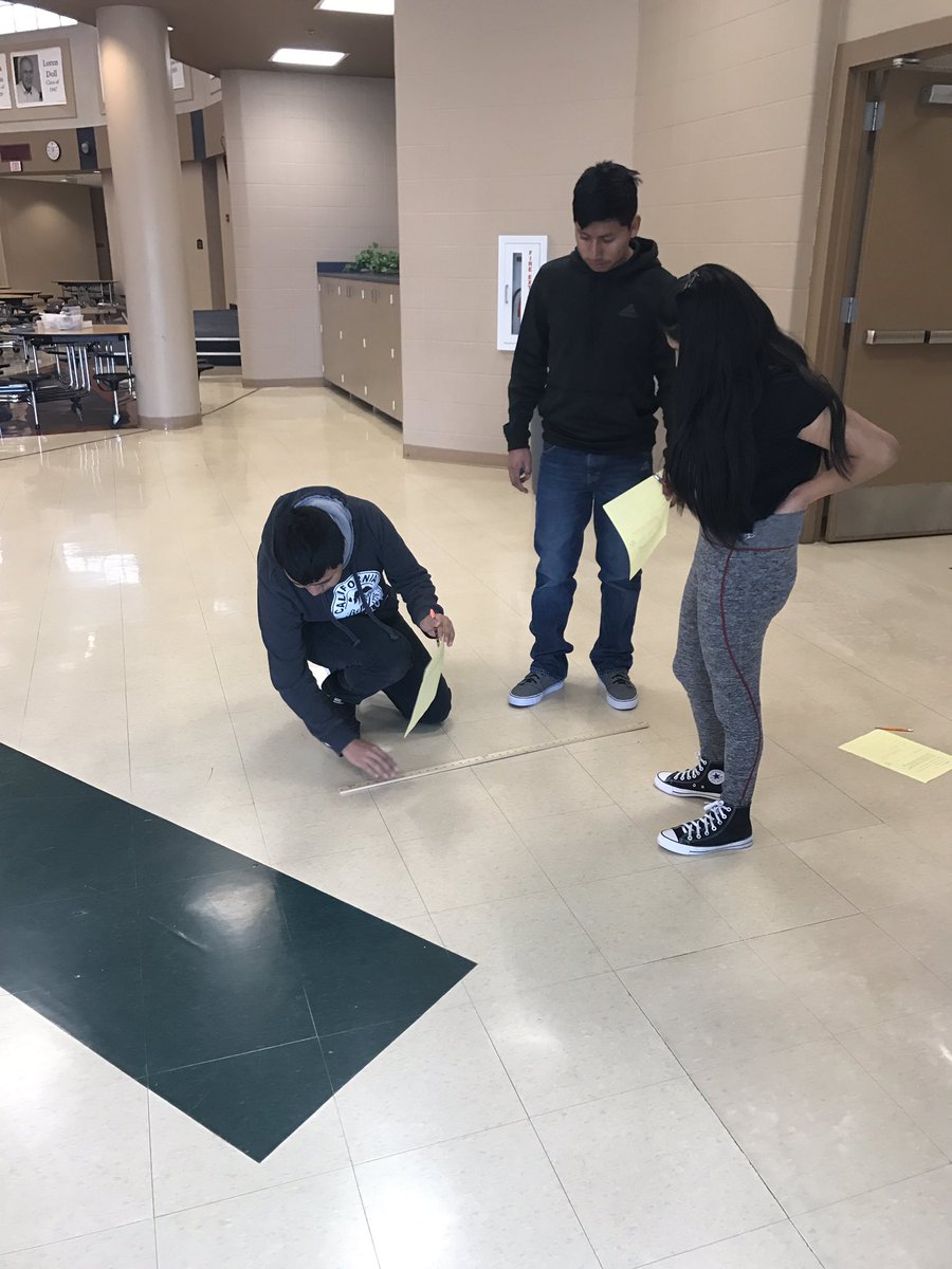 HelicaDC's tweet photo. Determining if the mass of a toy car effects the average speed of a toy car. #lovelabdays #sciencerocks https://t.co/MlExlIarRd