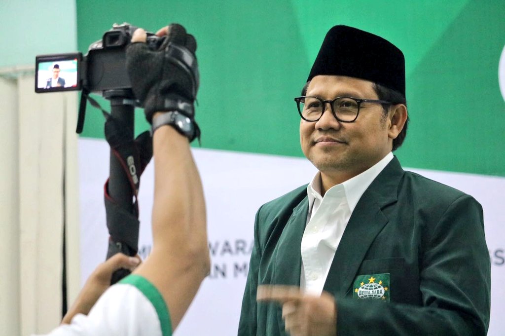 heru_wido2's tweet photo. Terimakasih Ketum PKB @cakiminpkb sudah membuka dan beri arahan Mukernas Gemasaba. Semoga selalu diberi kesehatan https://t.co/SbiVxlKMJ1