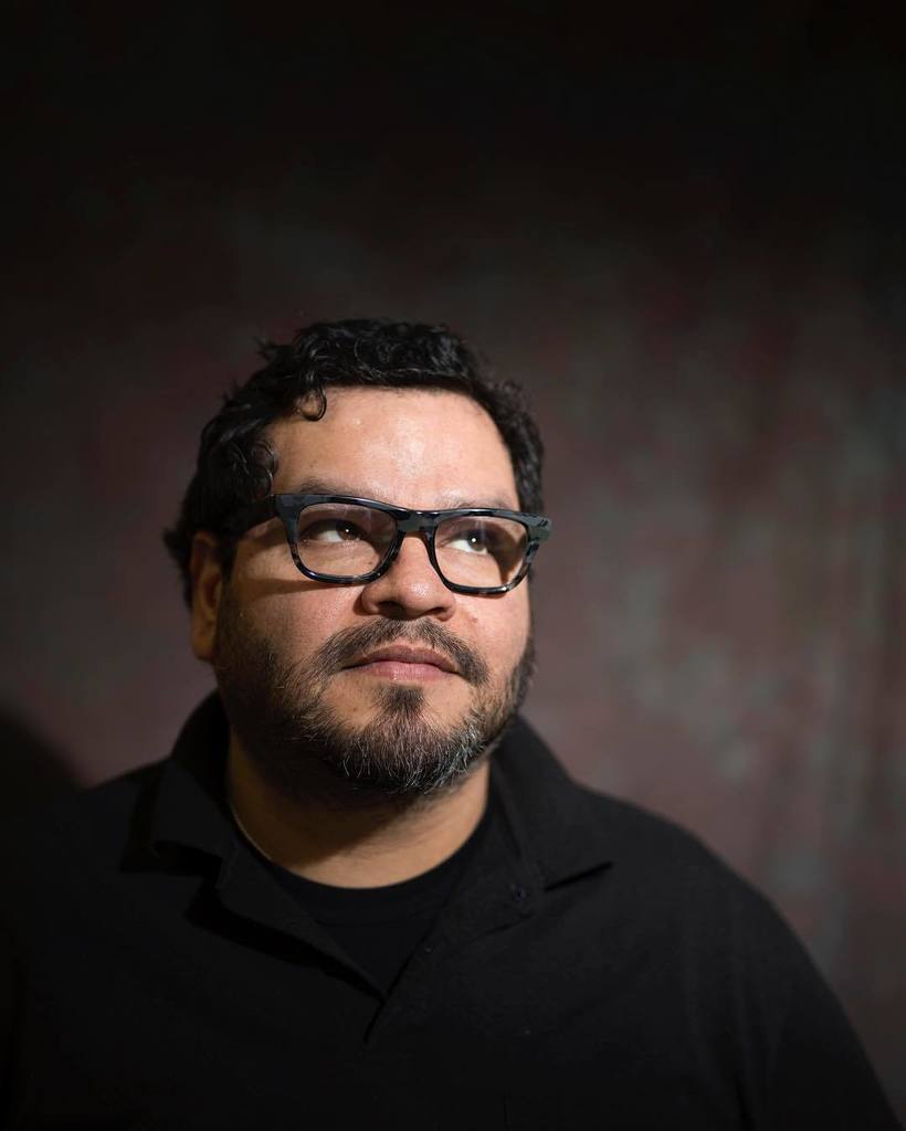 cameraexchange's tweet image. Colin tests @profotousa lighting on Dave in the store with dramatic results!
.
Happy Friday!
.
#cameraexchange #pro…