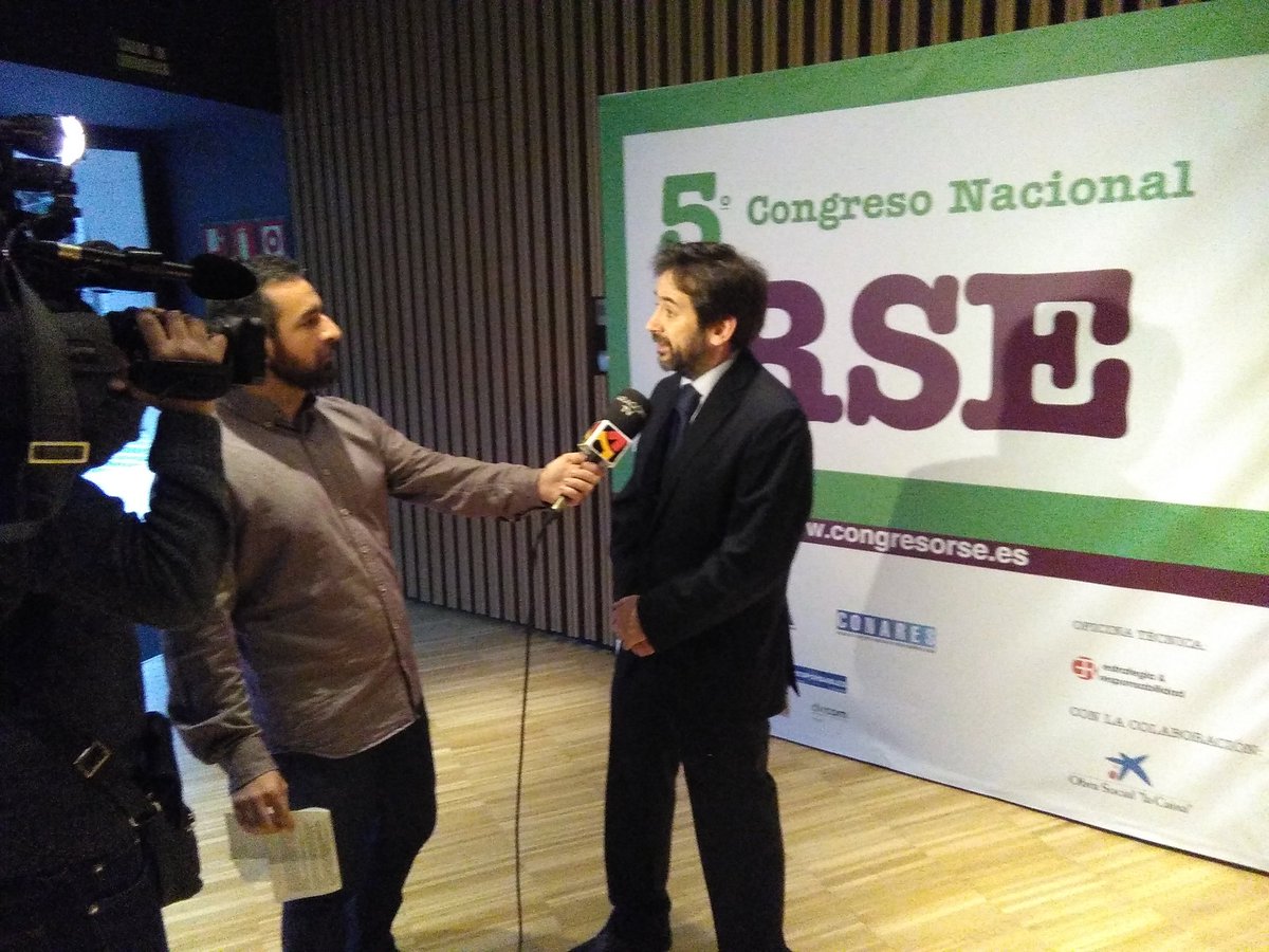 FundCPauner's tweet photo. Comienza la segunda jornada.
Javier Cortés entrevistado por Aragón TV.
@RSECongreso #5congresorse https://t.co/Rcx5xVSotG