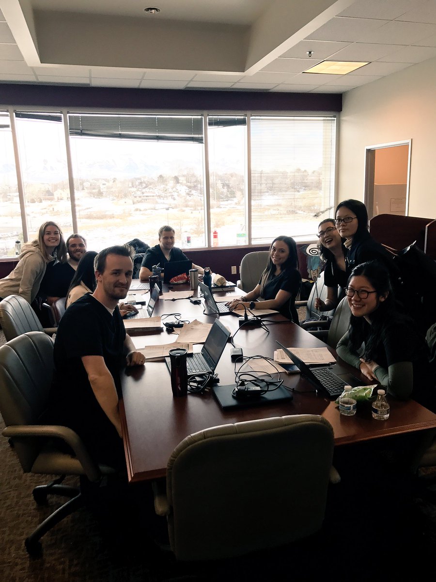 rosemanuhs's tweet photo. Our data entry team working hard today at Give Kids a Smile! #freescreenings #freecleanings https://t.co/TA4pcsEgXx