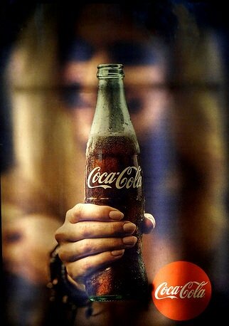 TBJRS_CCEP_ES's tweet photo. #YoBeboCocaCola y tú @eugeniomgarcia? Sígueme y RT https://t.co/MBgaLtL7Li