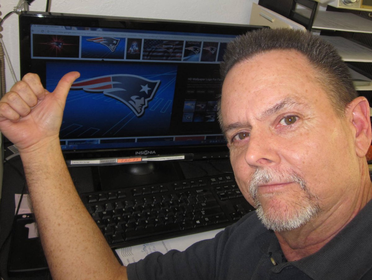 MiniStorage_SD's tweet image. We're excited for #Superbowl! Let's go @Patriots!