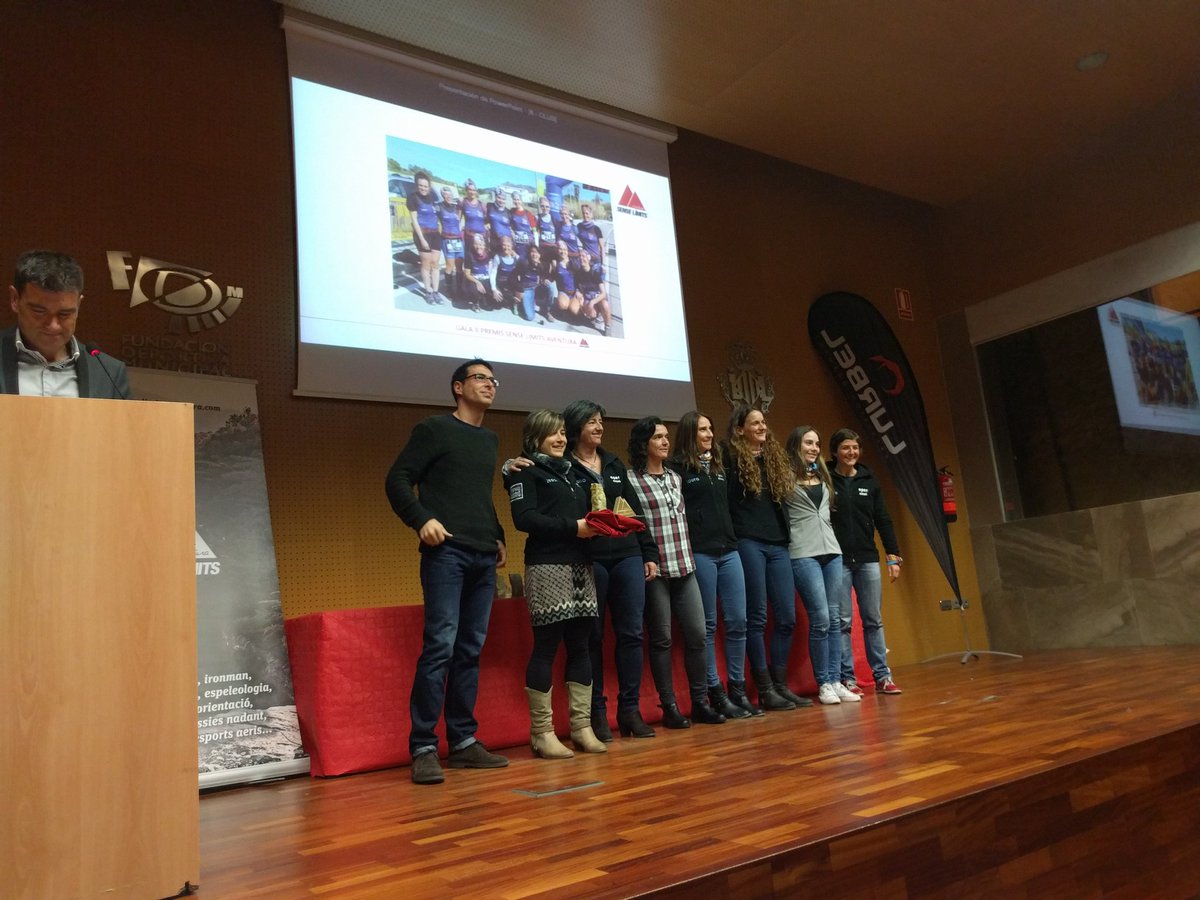 fisiojreig's tweet photo. @APER_GUERRERAS #Alcoy recoge su premio en la II Gala @Sense_Limits #Valencia https://t.co/L6dS46Wm9E
