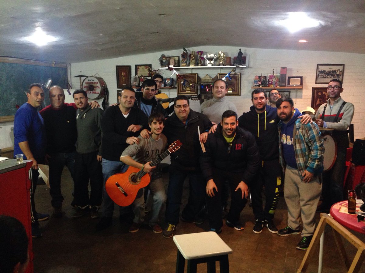 ComparsaMosca's tweet image. Afinando cosillas en uno de los ultimos ensayos a 8 días de nuestro debut el sábado 11 en el Gran Teatro de Cordoba, ¡esto esta aquí ya!..