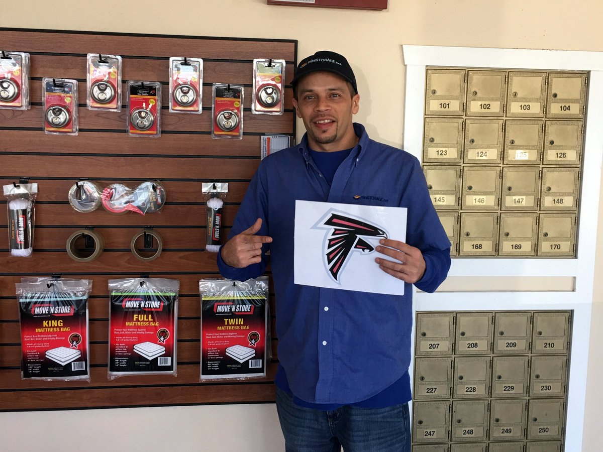 MiniStorage_RT's tweet image. The #Superbowl is almost here! Can you guess who we're rooting for?! @AtlantaFalcons