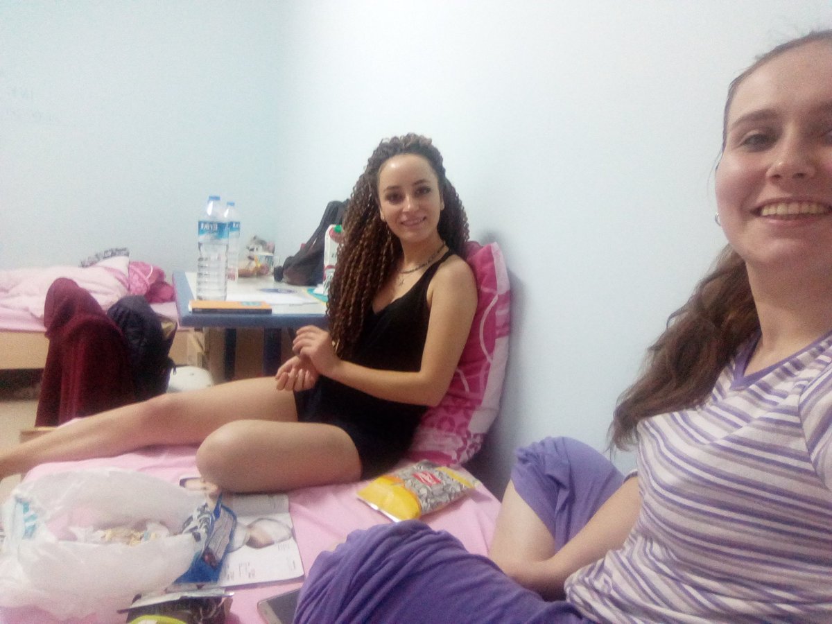 zeliha acet (@zelihacet) on Twitter photo 