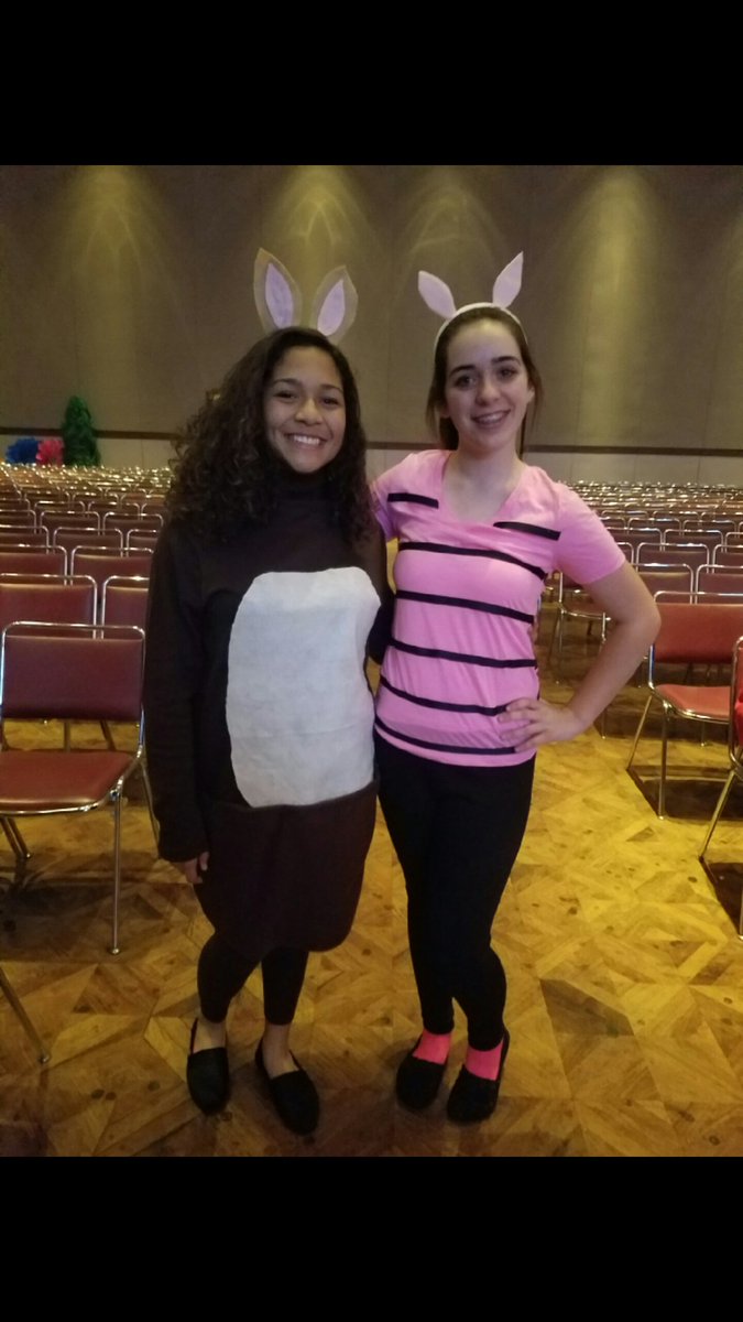 Pirate_4_Life's tweet photo. Shout out to my sister Katie and the RHS Wildcats! Good luck this weekend. #betacon17 https://t.co/yNHJzolFL6