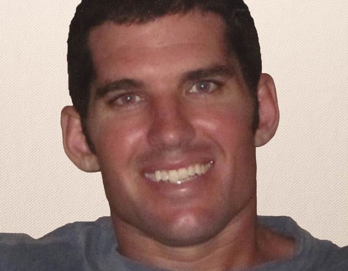 VABVOX's tweet photo. Where are the calls for hearings on the #Yemen raid?
Navy SEAL Ryan Owens,36, was killed based on fake intel. Women &amp; kids were also killed. https://t.co/cK0vhkmEbv