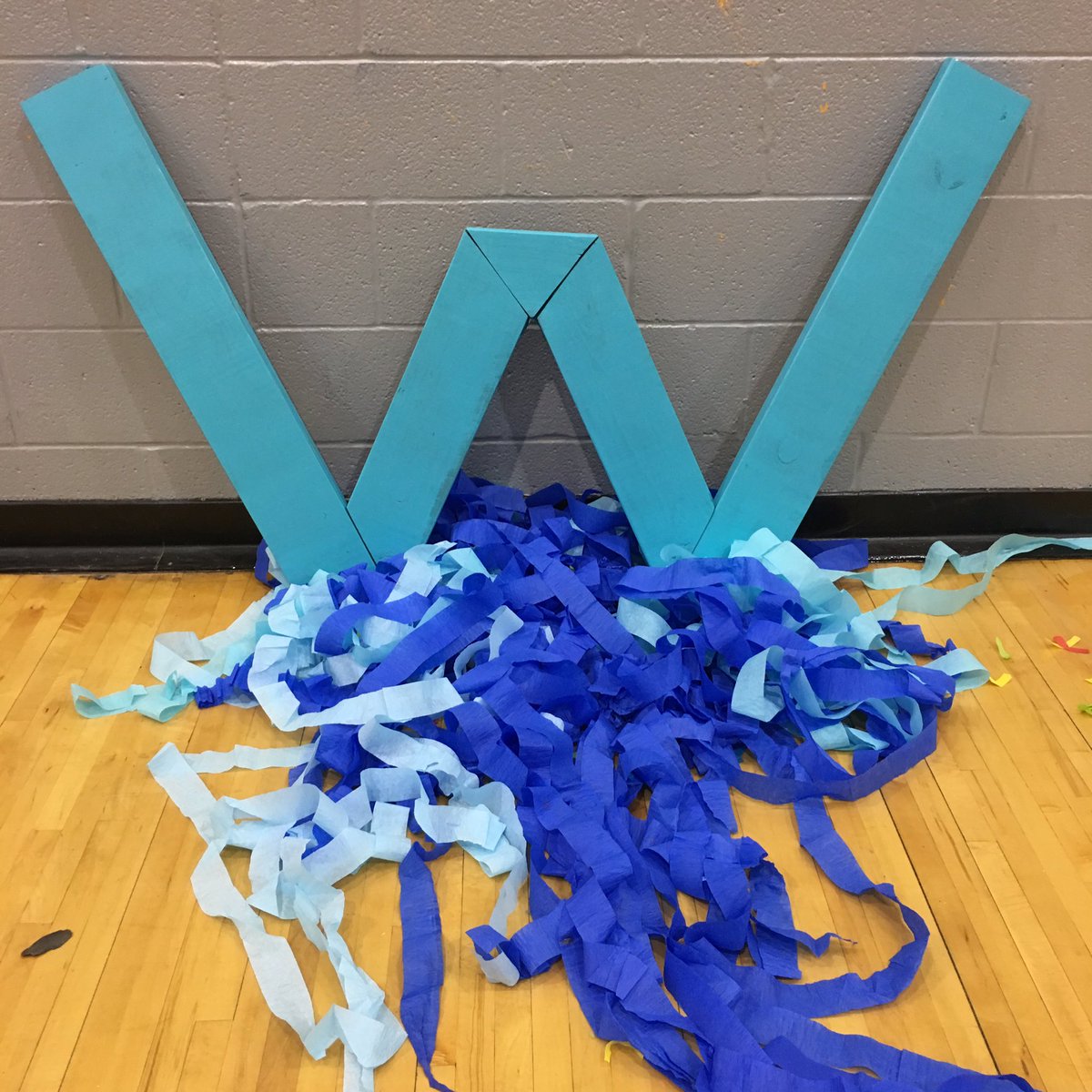wcsFVHS's tweet photo. The Class of 2017 presented this today in the pep rally. It will hang in her classroom forever.
You made me cry, y'all.
#teamwillmore https://t.co/9YaysD1jw9