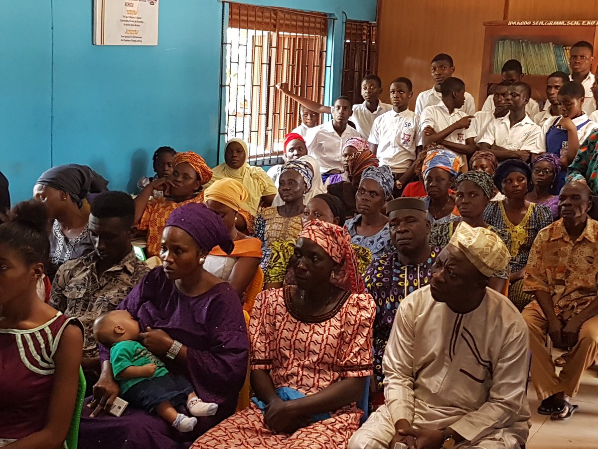 Emmabros's tweet photo. Our moments are made #FamilyInterventionProgram #PeerMentoringProgram #DeafSchoolsinLagos https://t.co/CmEZQPpJji