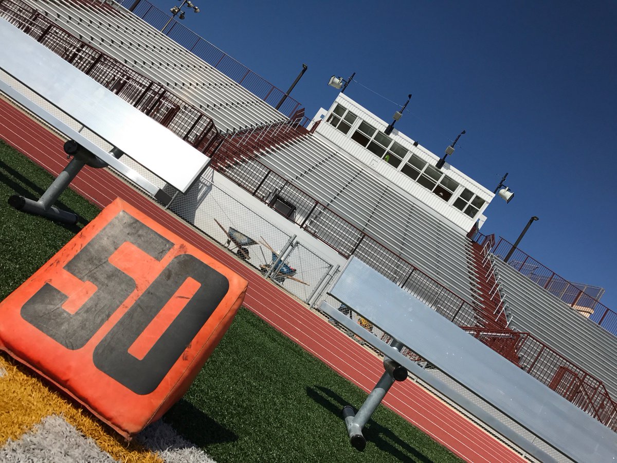 CenseoAV's tweet photo. Gearing up for the weekend!
#SuperBowlLI
#CENSEOProject #FarringtonHighSchool #AVDesign #Acoustics https://t.co/JGMa6cjPPt