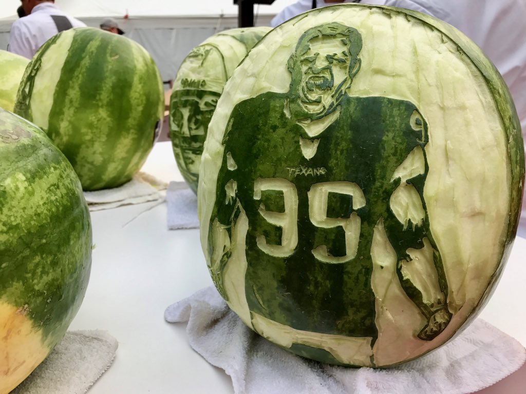 Guswrites's tweet image. WATTAMELON: Art taken to the next level. JJ Watt watermelon carving at Super Bowl LIVE. #SB51