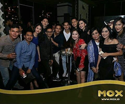 nurul28okt's tweet photo. #MDparty https://t.co/MCok7WTpwM