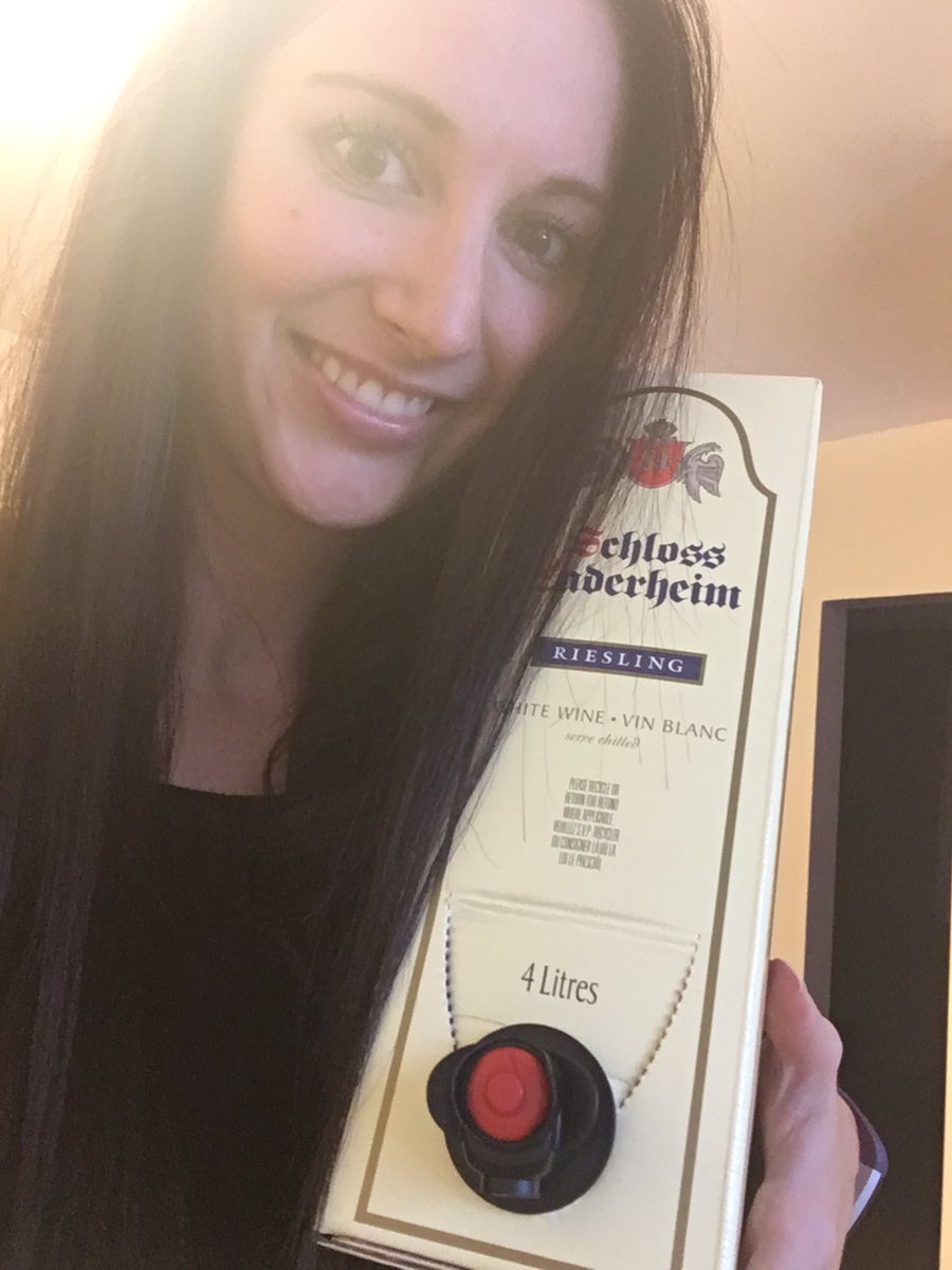 ashleykandice's tweet photo. Yay juice box! #winefestwin @Winefest @VirginRadioYYC https://t.co/jKhF95V6e5