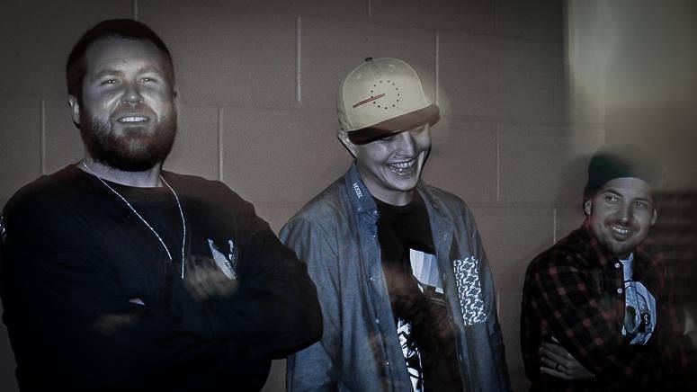 TonyDiamondsTDC's tweet photo. read about how my rap crew got started: https://t.co/q0LgwJPedT #TDC #threedimensionalcrew #Turnup https://t.co/bZoqOqtRwc