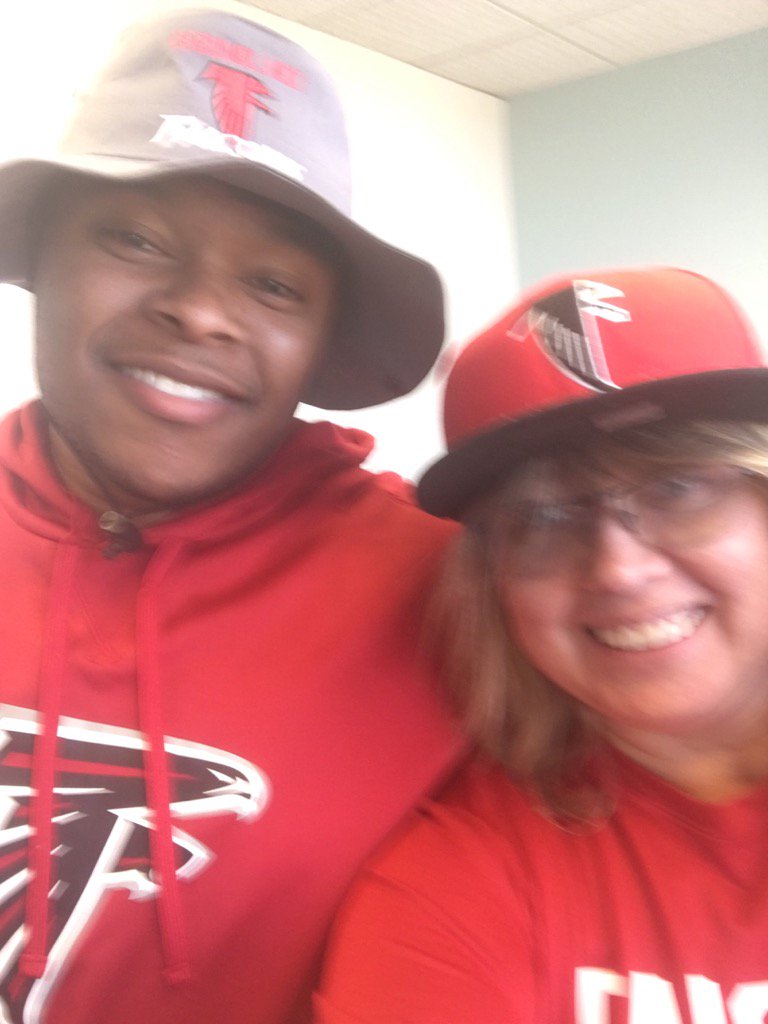 karilane42's tweet photo. Go Falcons from DTSpade!
#WSBFalconsfan https://t.co/tNBr29zVcA