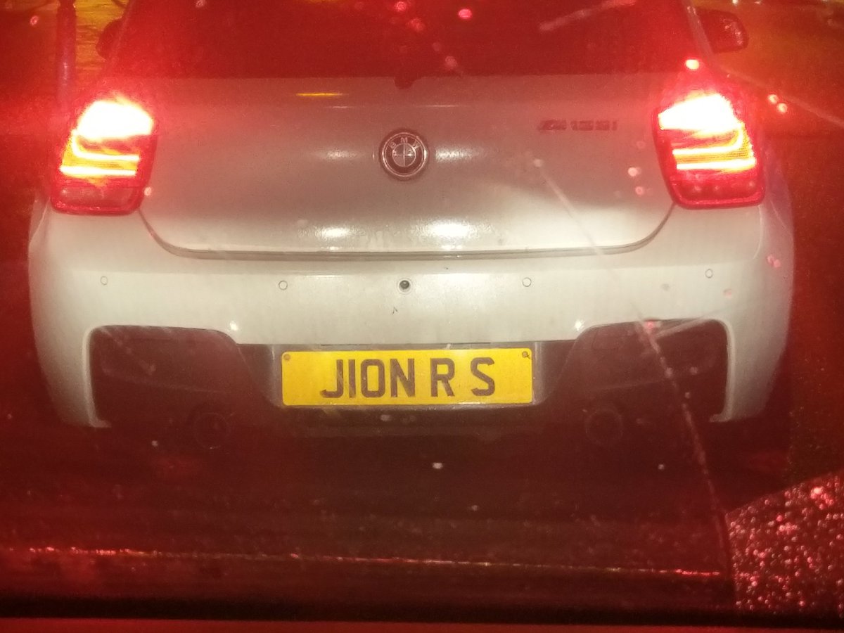 Illegal Number Plate tweet media