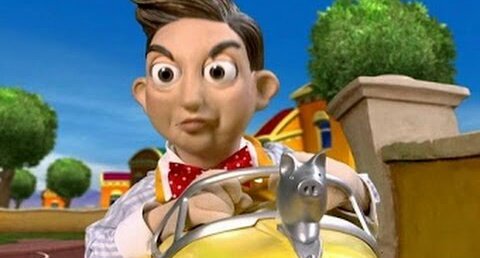 FRESHERS 17/18 tweet media