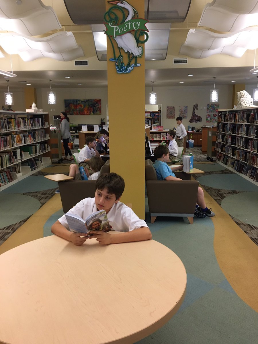 LauraBoyles_EDS's tweet image. Great trip to the #downtownPensacola #wfpl #publiclibrarylove #readingandresearch #skillfulsearches #mglit #FrederickDouglass