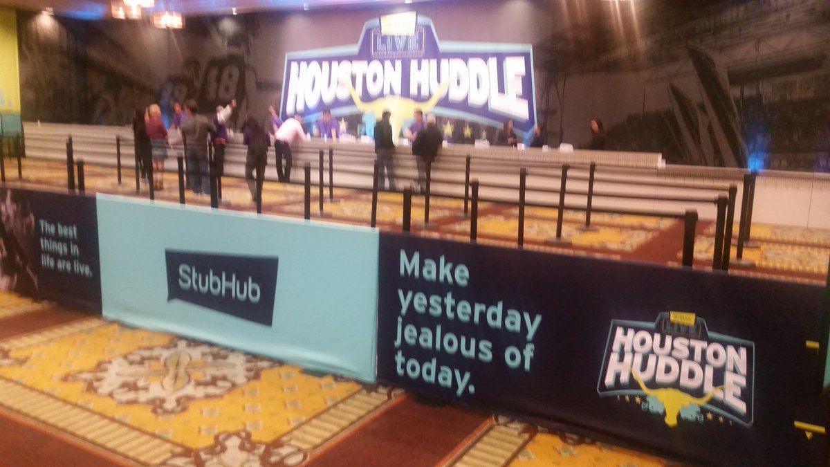 SyanRhodes's tweet photo. Sneak peek at @StubHub #HoustonHuddle where buyers can pick up their #SuperBowl tickets. Big event Sunday 10a for customers! https://t.co/o5AkBSO8Wy