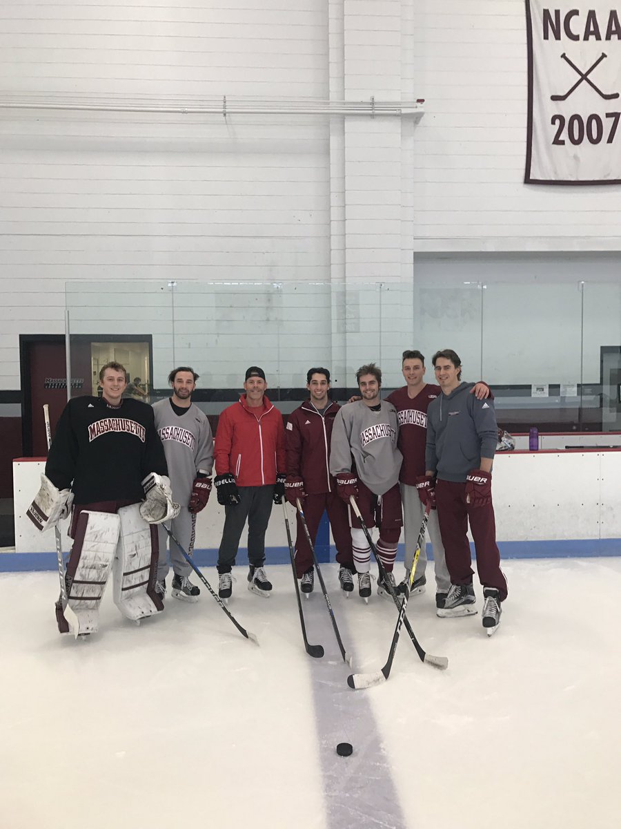 Friday afternoon skate with some of the boys at <a href="/UMassHockey/">UMass Hockey</a> - thanks for letting me crash your ice. Enjoy the show tonight!