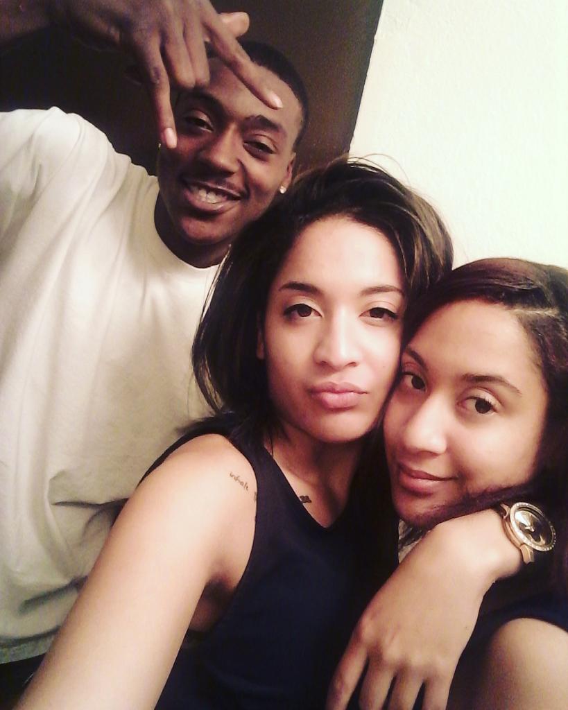 Mixedbreed18's tweet photo. My Brother/Bestfriend &amp; My Twin 💙💙😙 https://t.co/dRPARweoky