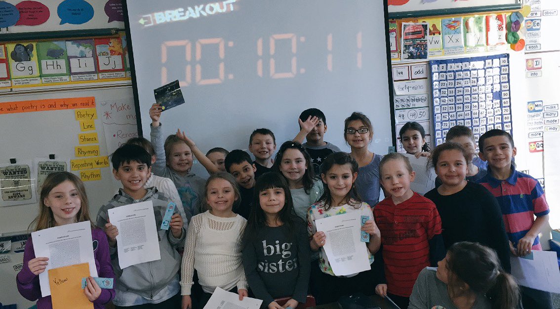 suzie_rocha's tweet photo. We finished with 10 minutes to spare!  #breakoutEDU #GRABFG https://t.co/UTHRlrFHpp