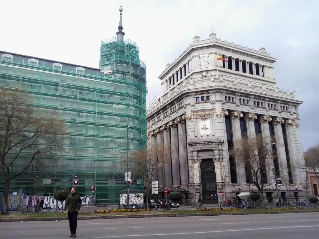 CafeHombre's tweet photo. #FotoDelDía #ObsesiónPorLaArquitectura #Madrid https://t.co/TnPXg2bBkr