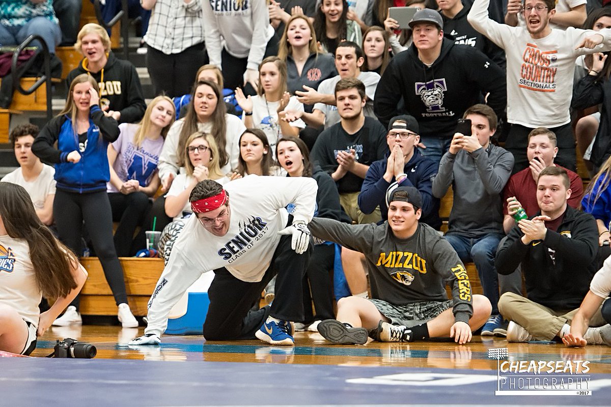 CheapSeatsPhoto's tweet photo. Think wrestling is a big deal in these parts? Check out this @coachronwilhelm crowd from Weds Nite! @NORTHWEST_LIONS @NorthwestRISD https://t.co/l3U3I3sq92