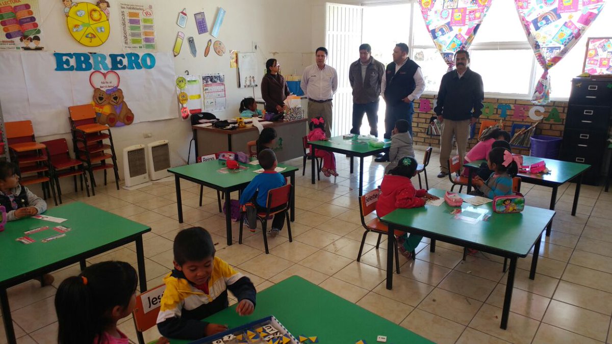 SnteCinco1620's tweet photo. Prof. Jose Luis Ponce Ejido Huariche Jardin de Niños "Adolfo López Mateos" y Centro de Educ. Media Superior a Distancia EMSAD. @SnteNacional https://t.co/6Qw5UZfJ03