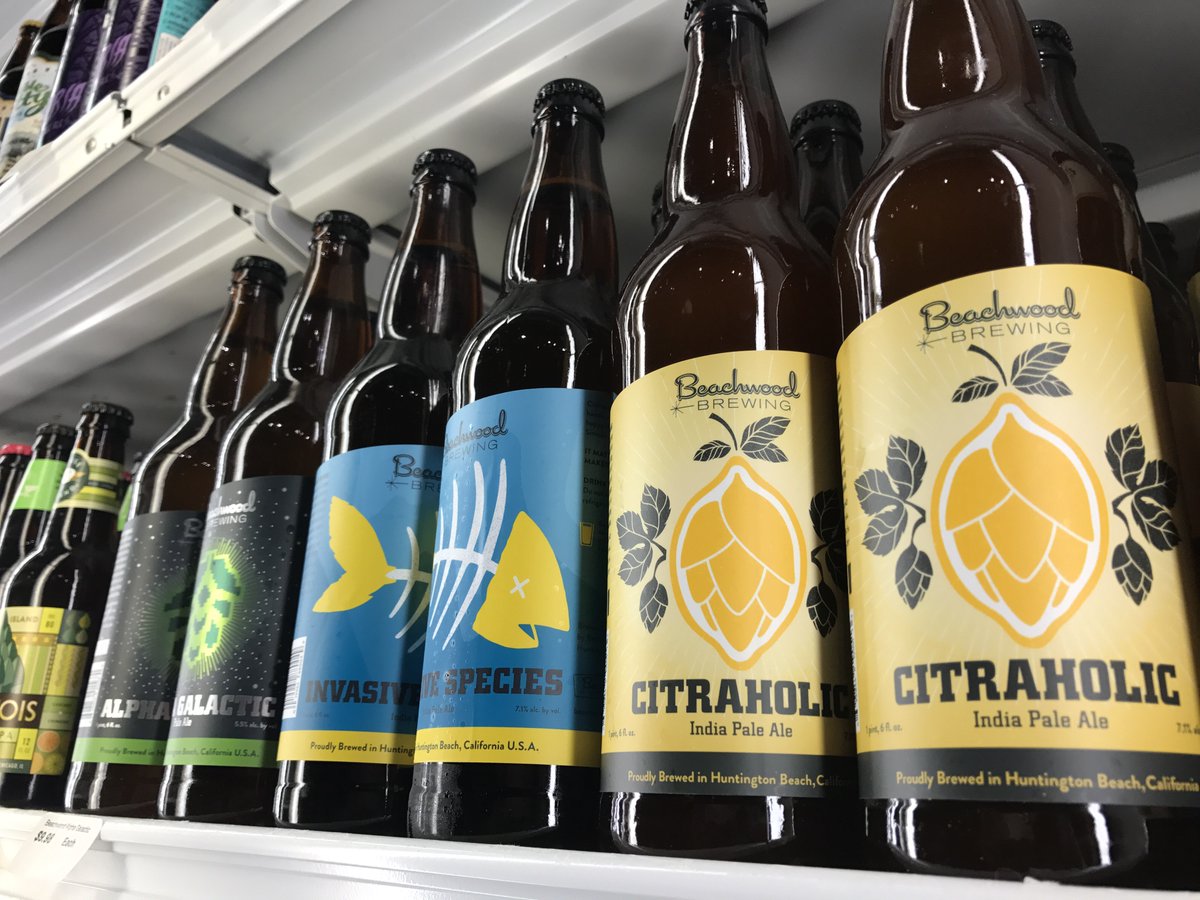 AmazingGrapes's tweet photo. Just in: @BeachwoodBBQ Invasive Species & Restocked on Citraholic #CraftBeer #AmazingGrapes #InvasiveSpecies #Citraholic #AlphaGalactic https://t.co/ZZzcUZcYVt