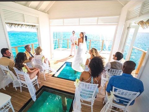 1DestinationWed tweet picture
