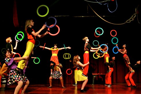 REGISTRATION FOR SPRING CLASSES AT CIRCESTEEM OPENS THIS MONDAY FEBRUARY 6TH! circesteem.org/classes-spring… #FridayFeeling #Circus #Chicago