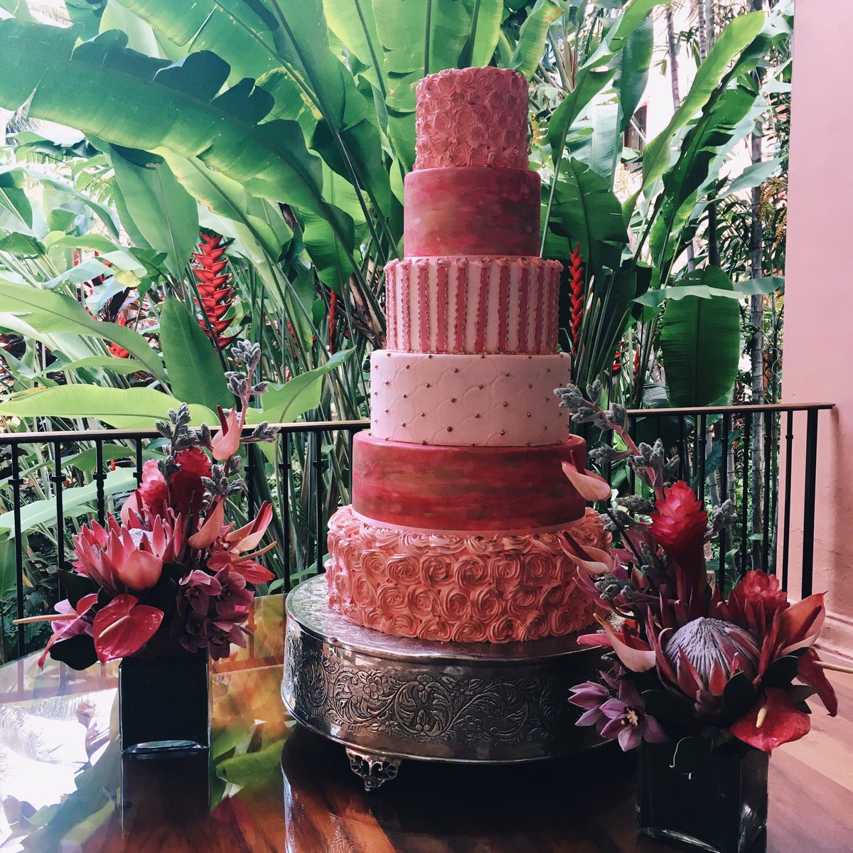 roomandservice's tweet photo. @Royal_Hawaiian is celebrating its 90th birthday, including the debut of its first in-house bakery. @StarwoodHawaii #starwood #sponsored https://t.co/SYwVg2fw6R