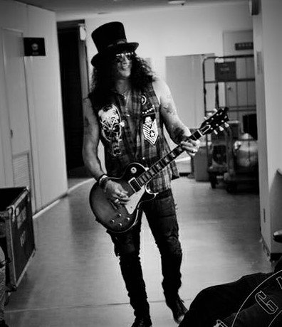 MK_SlashFnR_83's tweet photo. Once A Slash Fan,
Always A Slash Fan.
Greatest &amp; Forever..
@Slash 
#GunsNRoses #SMKC #Conspirators
#GnFnR #RnFnR #Gunners 
Hola Slashers https://t.co/uJS1H5uPhD